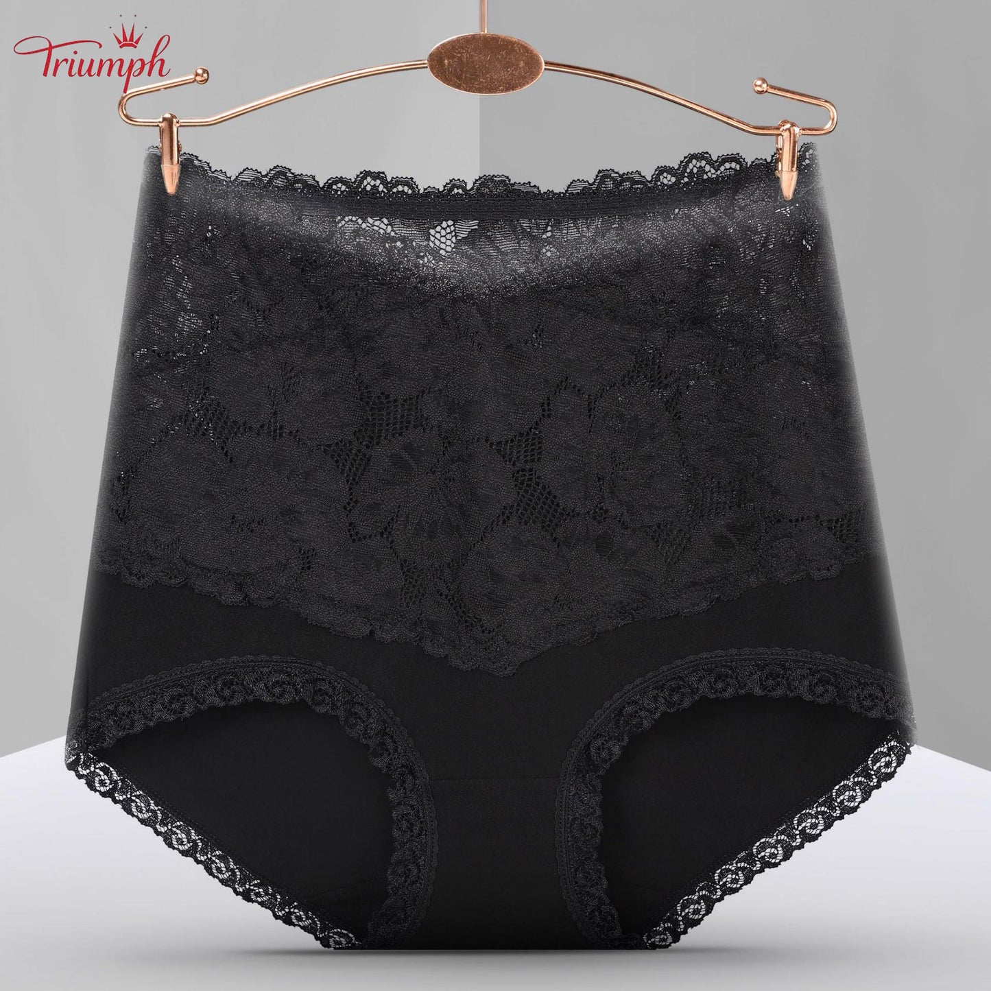 Triumph - Free Shipping. Set of 4. High Waisted, High Quality Lace Briefs. Comfortable and Soft