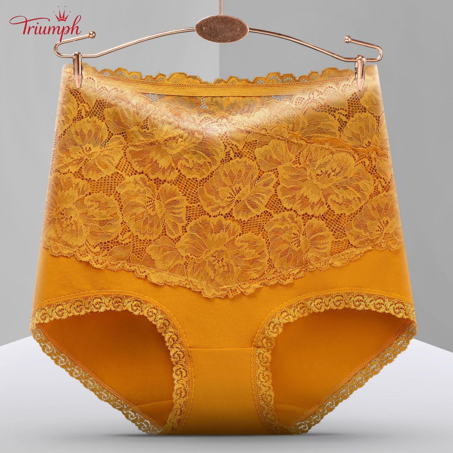 Triumph - Free Shipping. Set of 4. High Waisted, High Quality Lace Briefs. Comfortable and Soft